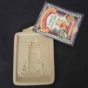 NWT Brown Bag Cookie Art Mold Single Lighthouse 2001